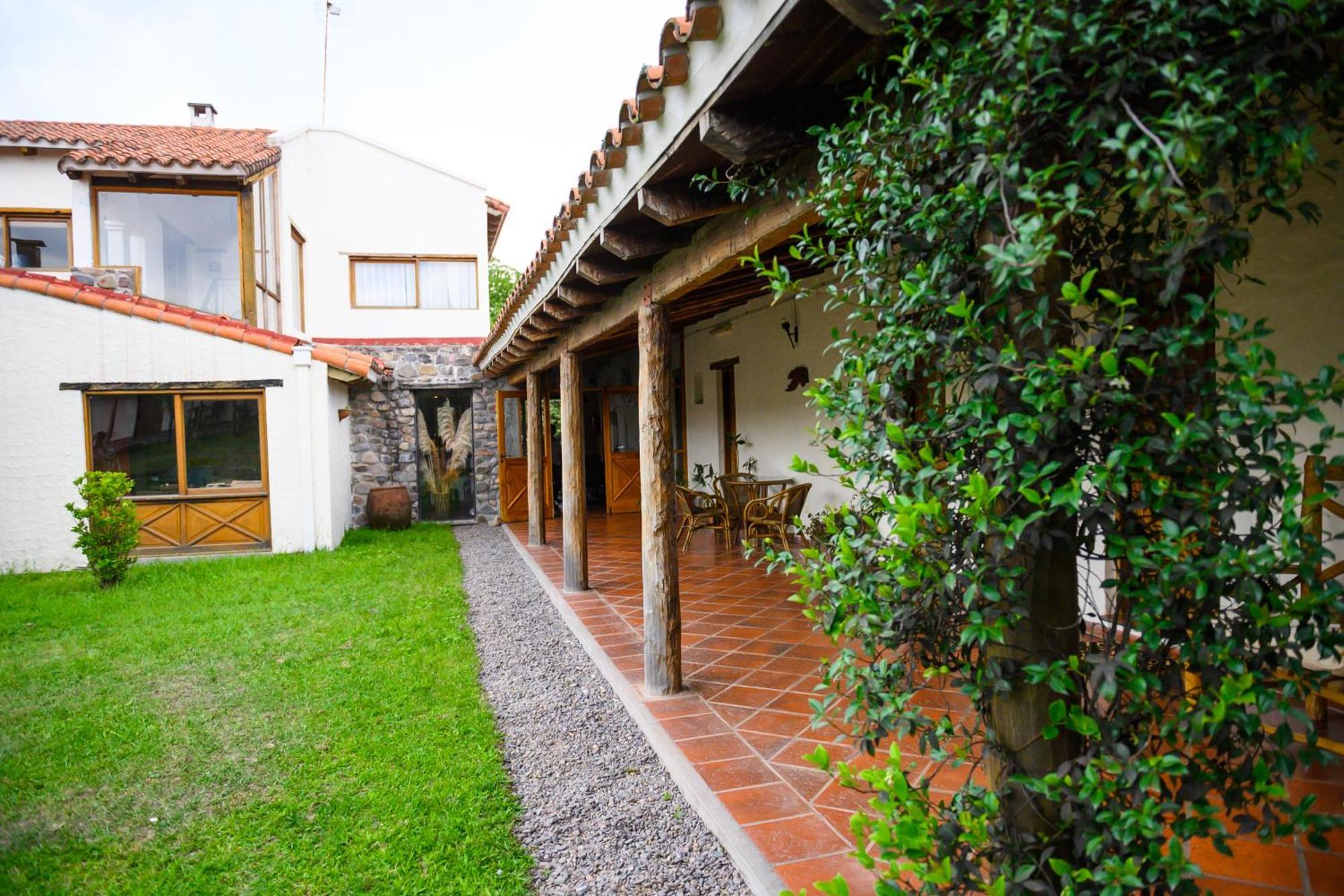 Hosteria La Caldera Exterior foto